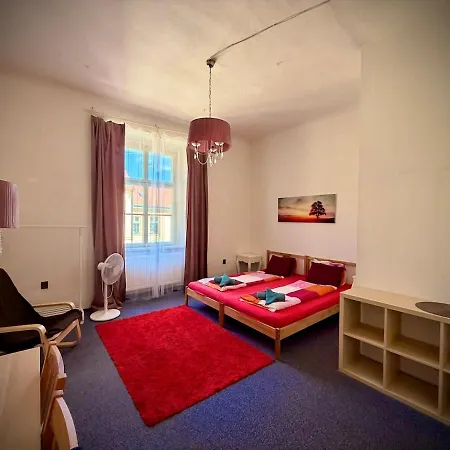 Just 3 Min Walk Old Town Center Private C *