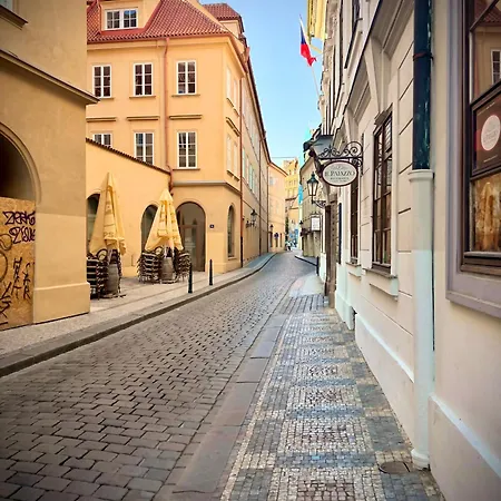 홈스테이 Just 3 Min Walk Old Town Center Private C