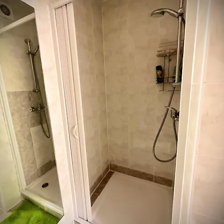 홈스테이 Just 3 Min Walk Old Town Center Private C 프라하