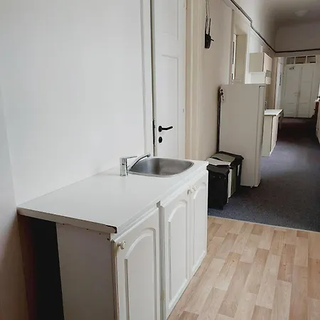 Apartman Just 3 Min Walk Old Town Center Private C *
